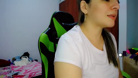 Snapshot of allison_baby_2416 chatting on 01.20.25 Alisson online show from 01.20.25