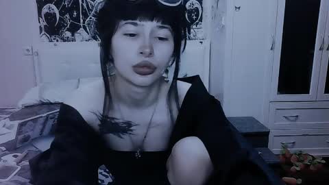 Snapshot of allisondeetz chatting on 05.23.26 Alis online show from 05.23.26