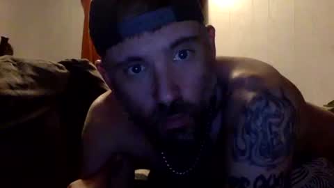 Snapshot of allitrunnin chatting on 10.15.25 allitrunnin online show from 10.15.25