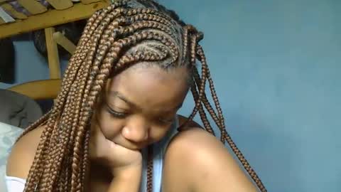 allizida01 online show from 11.21.25