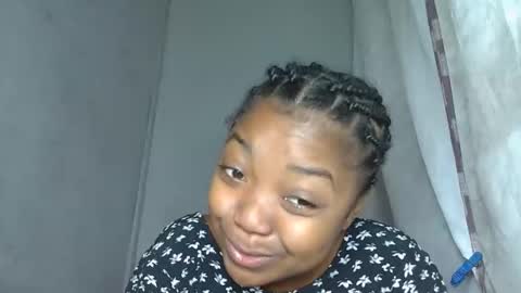 allizida01 online show from 12.19.25