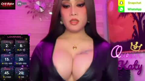 Snapshot of alluring_gemini chatting on 08.08.26 Queen Majesty Katy online show from 08.08.26