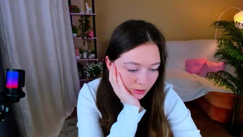 alluringeyess online show from 10.17.25