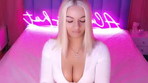 AlwaysHot online show from 12.01.25