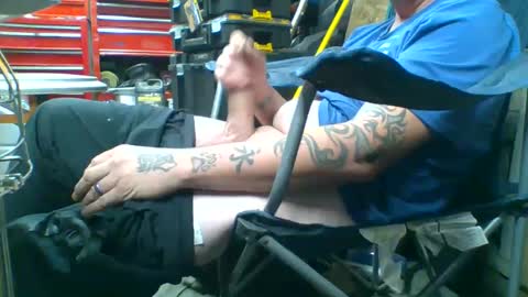 Snapshot of allwolf0323 chatting on 10.05.25 allwolf0323 online show from 10.05.25