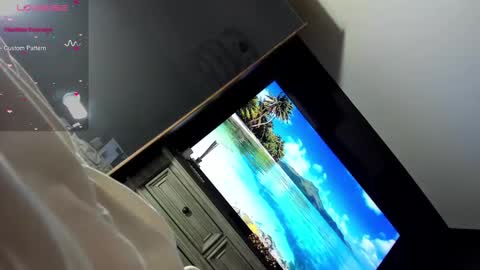 AllyPinkLips online show from 01.18.25