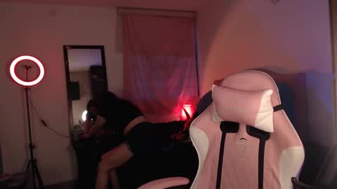 Ally online show from 02.11.25