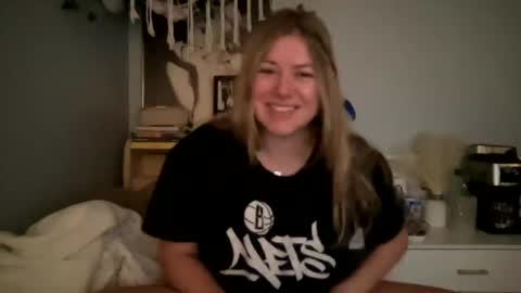 Snapshot of allyanalangel chatting on 12.29.24 allyanalangel online show from 12.29.24