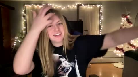 Snapshot of allyanalangel chatting on 01.24.25 allyanalangel online show from 01.24.25