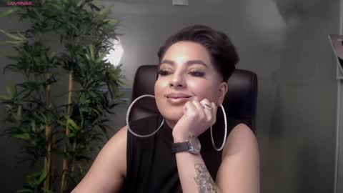         online show from 02.08.25