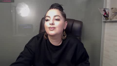         online show from 03.08.25