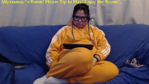 Allyssamay online show from 01.24.25