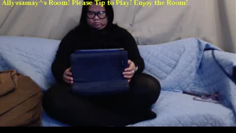 Allyssamay online show from 01.17.26