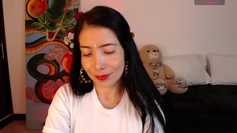 alma_art_ online show from 02.01.25