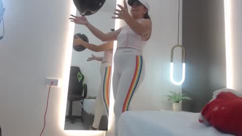 ALMA FENIX  online show from 01.21.25