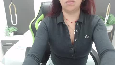 ALMA FENIX  online show from 02.22.25