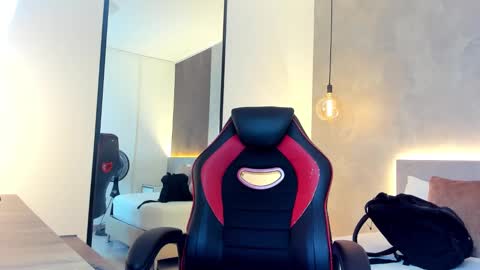 ALMA FENIX  online show from 10.09.25