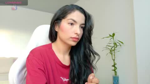 Snapshot of almatease chatting on 05.23.26 Alma online show from 05.23.26
