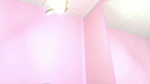 Snapshot of almendraevans chatting on 12.30.24 ALMENDRAEVANS online show from 12.30.24