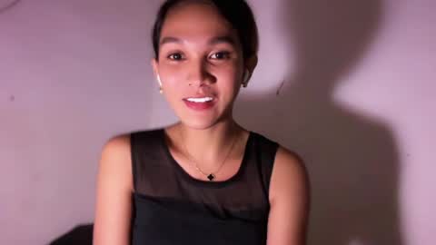 larah online show from 05.10.26