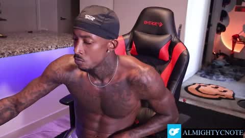 Snapshot of almightycnote chatting on 10.07.25 Almightycnote online show from 10.07.25