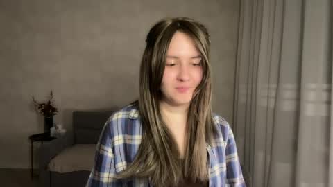 Anna online show from 04.11.26