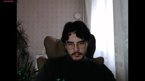 Snapshot of alone_at_homee chatting on 03.31.26 Alan online show from 03.31.26