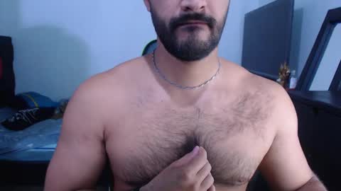 Snapshot of alonxoo chatting on 12.08.24 alonxoo online show from 12.08.24