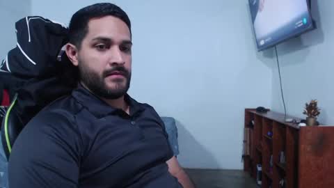 Snapshot of alonxoo chatting on 09.09.25 alonxoo online show from 09.09.25