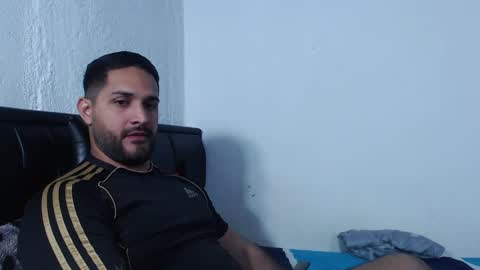 Snapshot of alonxoo chatting on 10.09.25 alonxoo online show from 10.09.25