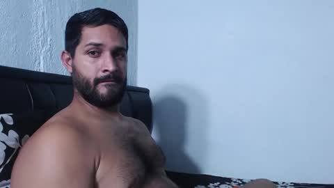 Snapshot of alonxoo chatting on 02.15.26 alonxoo online show from 02.15.26