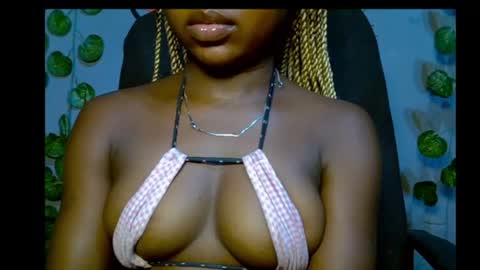 Snapshot of alosexy_bae chatting on 06.17.26 alo online show from 06.17.26