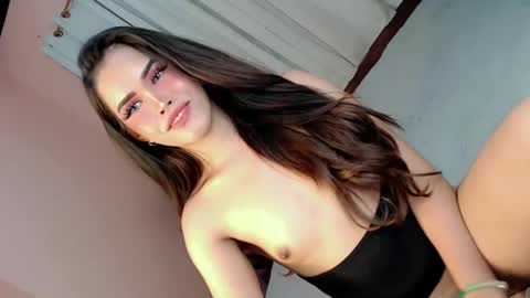 Snapshot of alove_too_last chatting on 01.29.25 LEXY online show from 01.29.25