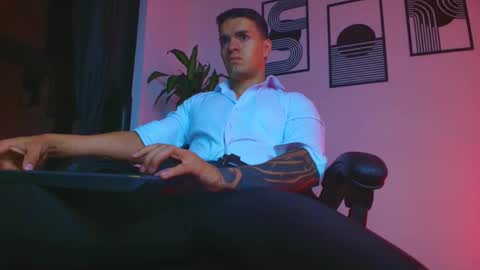 Snapshot of alpha_dominus_ chatting on 05.20.26 alpha_dominus_ online show from 05.20.26