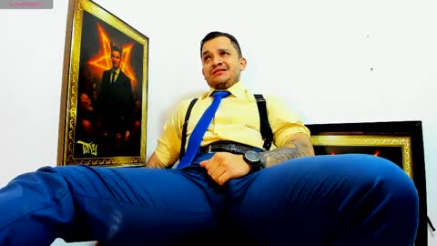 Snapshot of alpha_paganni chatting on 05.13.26 alpha paganni online show from 05.13.26