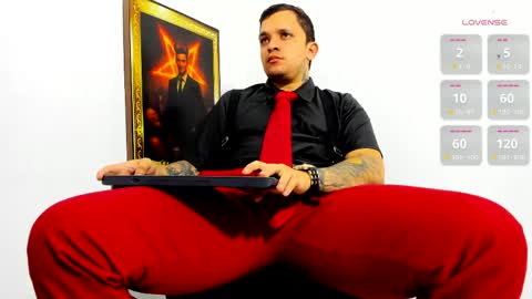 Snapshot of alpha_paganni chatting on 06.08.26 alpha paganni online show from 06.08.26