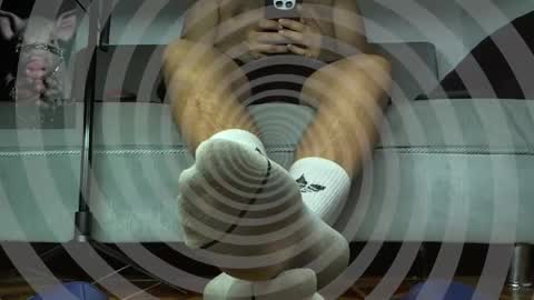 Snapshot of alphacashmaster8 chatting on 05.26.26 MASTER FINDOM DRAIN... online show from 05.26.26