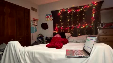 alphadomcole online show from 12.20.25