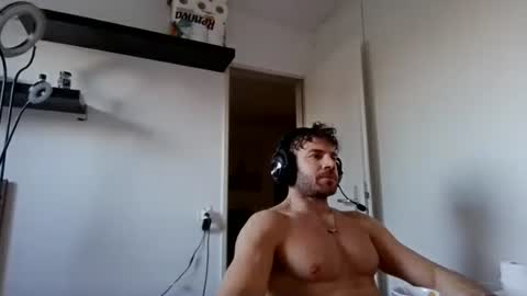 alphah_hunk online show from 12.18.25