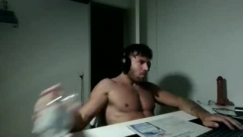 Snapshot of alphah_hunk chatting on 04.18.26 alphah_hunk online show from 04.18.26