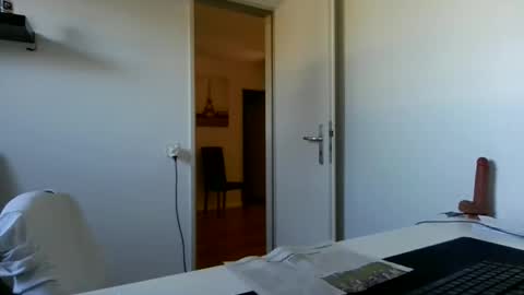 Snapshot of alphah_hunk chatting on 04.25.26 alphah_hunk online show from 04.25.26