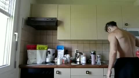 Snapshot of alphah_hunk chatting on 04.26.26 alphah_hunk online show from 04.26.26