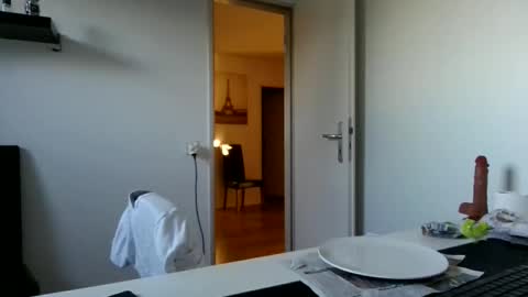 Snapshot of alphah_hunk chatting on 04.30.26 alphah_hunk online show from 04.30.26