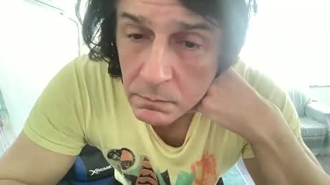 Snapshot of alphandre chatting on 01.31.25 AlphAndre online show from 01.31.25