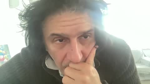 Snapshot of alphandre chatting on 02.11.25 AlphAndre online show from 02.11.25