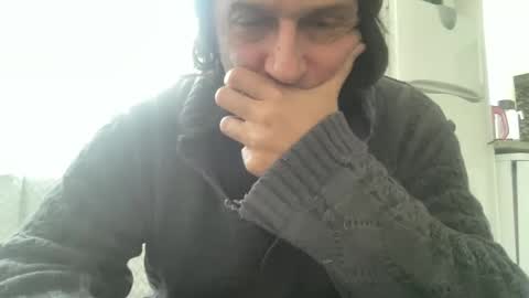 Snapshot of alphandre chatting on 02.12.25 AlphAndre online show from 02.12.25