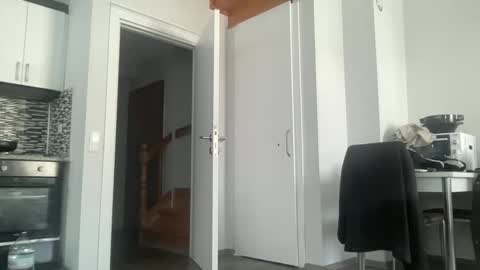 Snapshot of alphandre chatting on 02.16.25 AlphAndre online show from 02.16.25