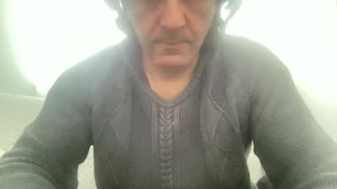 Snapshot of alphandre chatting on 03.07.25 AlphAndre online show from 03.07.25