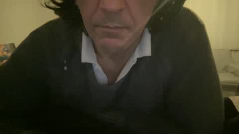 Snapshot of alphandre chatting on 03.10.25 AlphAndre online show from 03.10.25