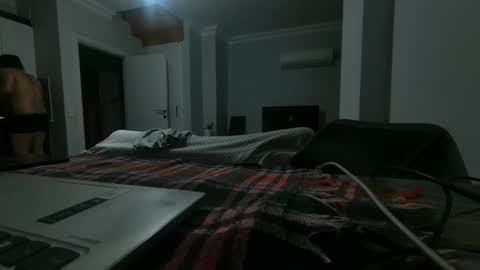 Snapshot of alphandre chatting on 04.13.26 AlphAndre online show from 04.13.26